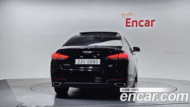 Hyundai Genesis из Кореи Encar