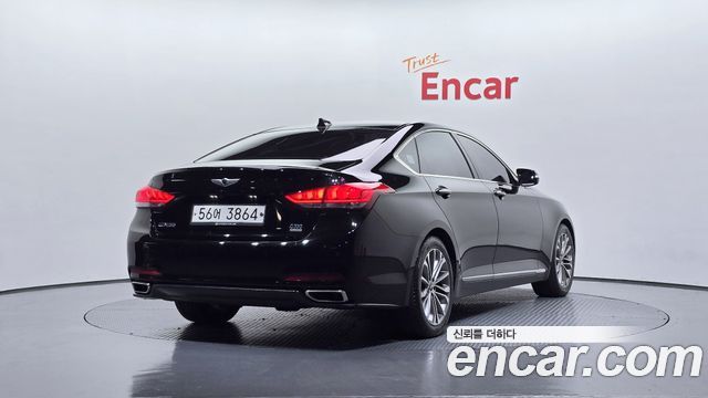 Hyundai Genesis из Кореи Encar