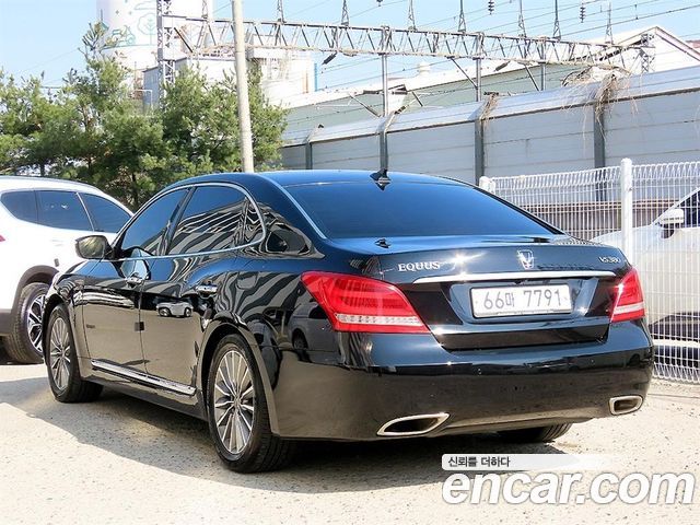 Hyundai Equus из Кореи Encar