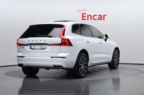 Volvo XC60 T8 Inscription — пробег 116 765 км — фото 2 из 5