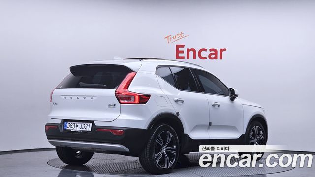 Volvo XC40 B4 Inscription — пробег 50 662 км — фото 2 из 5