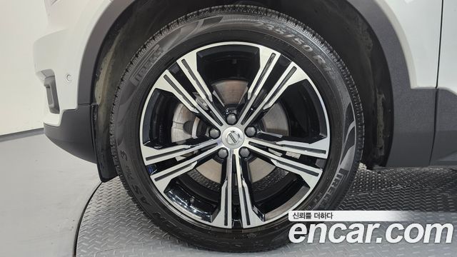 Volvo XC40 B4 Inscription — пробег 50 662 км — фото 5 из 5