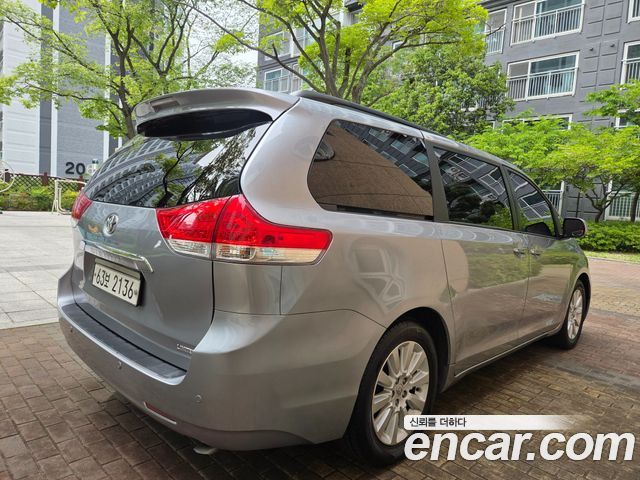 Toyota Sienna 3.5 — пробег 89 069 км — фото 5 из 5