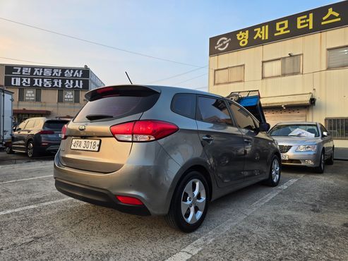 Kia Carens 1.7 VGT Luxury — пробег 99 776 км — фото 2 из 5