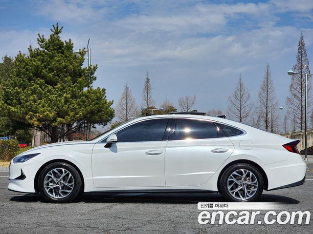 Hyundai Sonata 2.0 Premium — пробег 25 053 км — фото 4 из 5