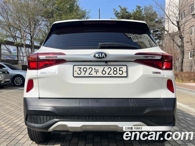 Kia Seltos из Кореи Encar