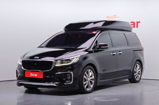 Kia Carnival Gasoline 9-Seater Hi-Limousine Noblesse Special — пробег 90 577 км — фото 1 из 5