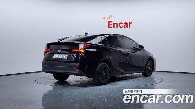 Toyota Prius из Кореи Encar