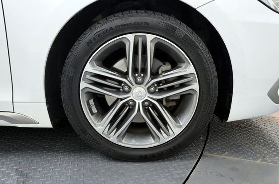 Hyundai Grandeur 3.0 Premium — пробег 70 976 км — фото 5 из 5