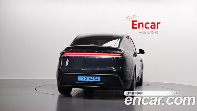 Tesla Model Y Long Range AWD — пробег 5 101 км — фото 4 из 5