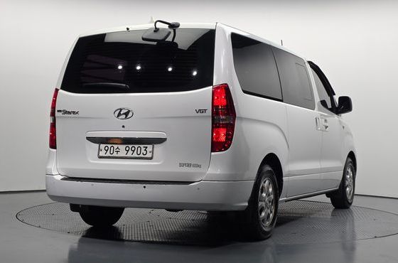 Hyundai Starex 5-Seater VAN CVX Luxury — пробег 178 529 км — фото 2 из 5