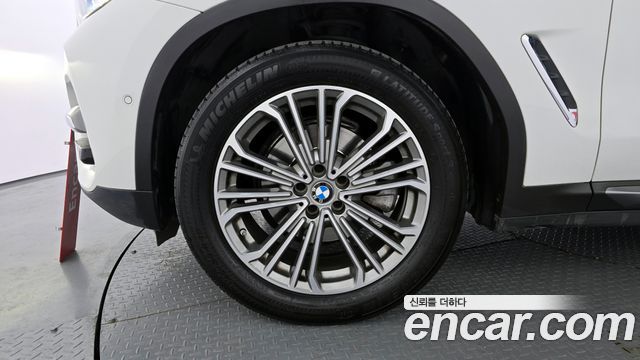 BMW X3 xDrive 20i Luxury — пробег 52 333 км — фото 5 из 5
