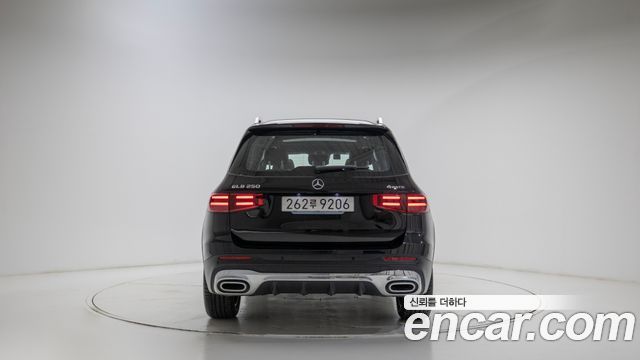 Mercedes-Benz GLB-Class из Кореи Encar
