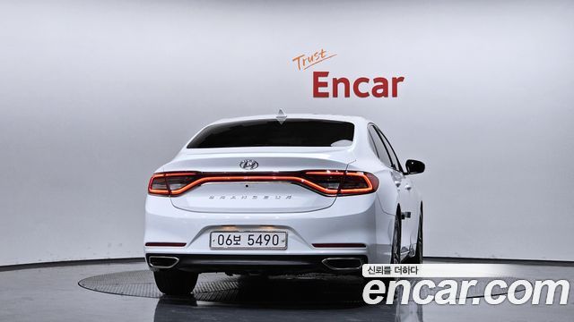 Hyundai Grandeur из Кореи Encar