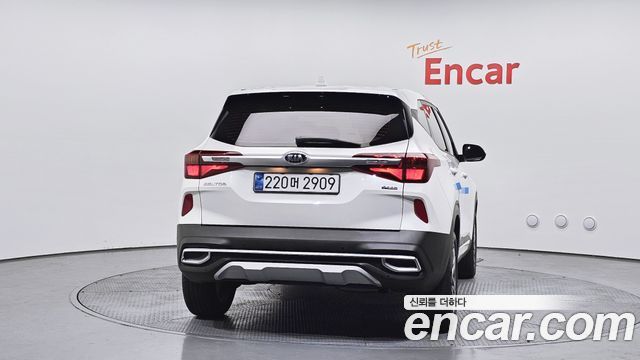Kia Seltos из Кореи Encar