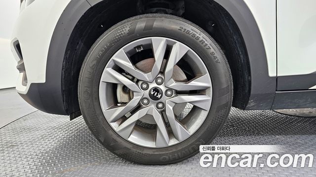 Kia Seltos из Кореи Encar