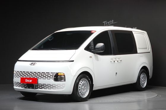 Hyundai Staria Cargo 5-Seater Smart — пробег 9 233 км — фото 1 из 5