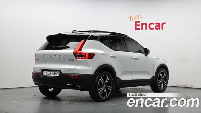 Volvo XC40 из Кореи Encar