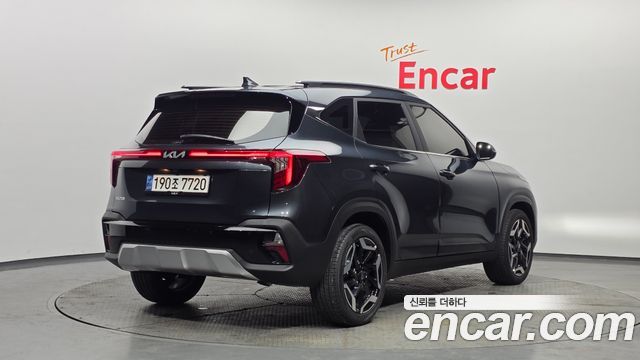 Kia Seltos из Кореи Encar