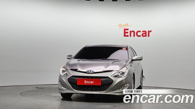 Hyundai Sonata 2.0 Premier — пробег 145 735 км — фото 3 из 5