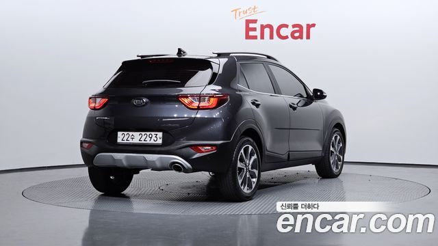 Kia Stonic 1.4 Trendy — пробег 59 079 км — фото 2 из 5