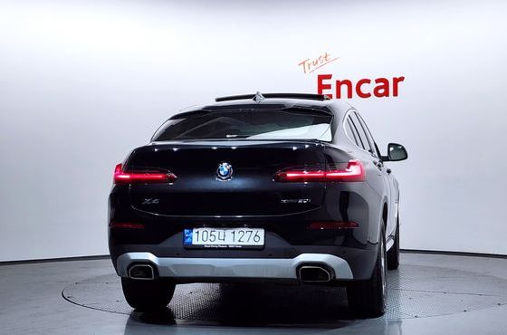 BMW X4 xDrive20i xLine — пробег 67 718 км — фото 4 из 5