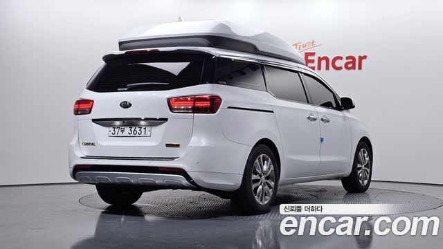 Kia Carnival 9-seater Hi-Limousine Luxury — пробег 86 106 км — фото 2 из 5