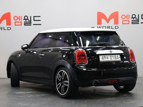 Mini Cooper Standard 3rd — пробег 215 160 км — фото 3 из 5