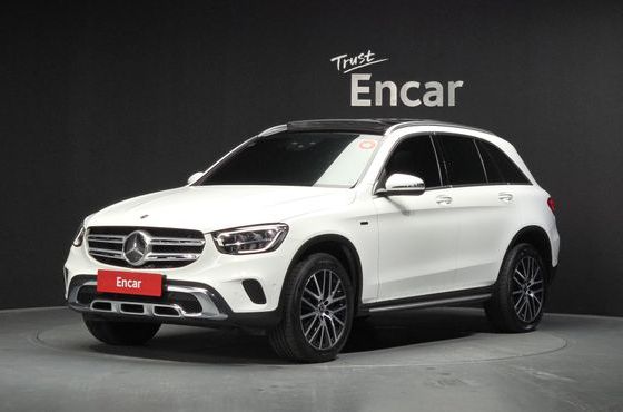 Mercedes-Benz GLC-Class GLC300e 4MATIC — пробег 80 127 км — фото 1 из 5