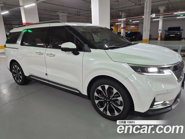 Kia Carnival Diesel 9-Seater Signature — пробег 60 000 км — фото 3 из 5