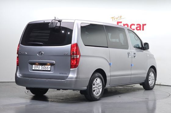 Hyundai Starex Van 5-Seater Modern — пробег 79 856 км — фото 2 из 5