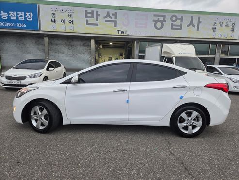 Hyundai AVANTE M16 GDI Smart — пробег 141 000 км — фото 4 из 5