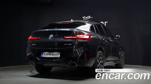 BMW X4 xDrive20i M Sport — пробег 63 700 км — фото 2 из 5