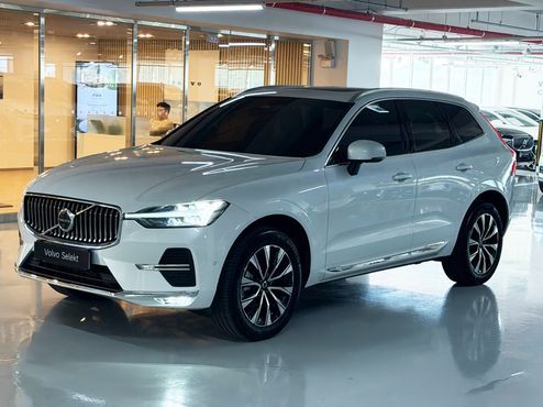 Volvo XC60 B5 Ultra Bright — пробег 9 750 км — фото 1 из 5