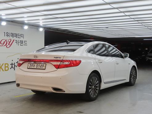 Hyundai Grandeur Premium — пробег 230 699 км — фото 4 из 5