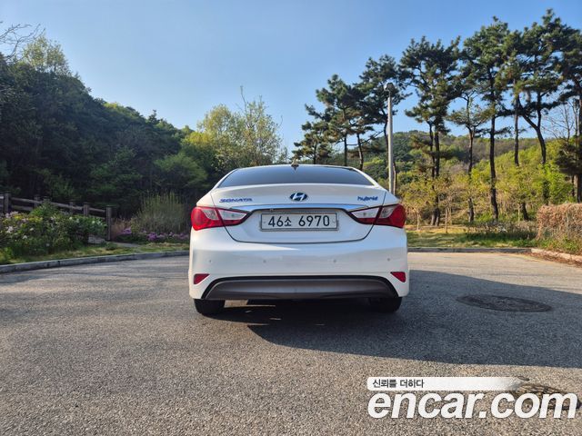 Hyundai Sonata 2.0 Smart — пробег 110 854 км — фото 5 из 5