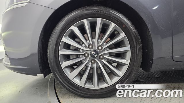 Kia K7 из Кореи Encar