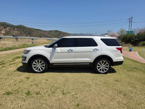 Ford Explorer 2.3 Limited 4WD 5th — пробег 125 494 км — фото 4 из 5
