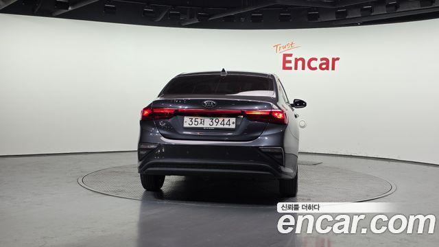 Kia K3 из Кореи Encar