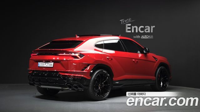 Lamborghini Urus из Кореи Encar