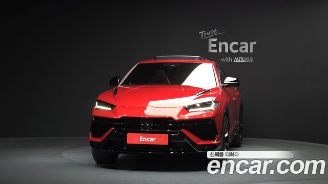 Lamborghini Urus из Кореи Encar