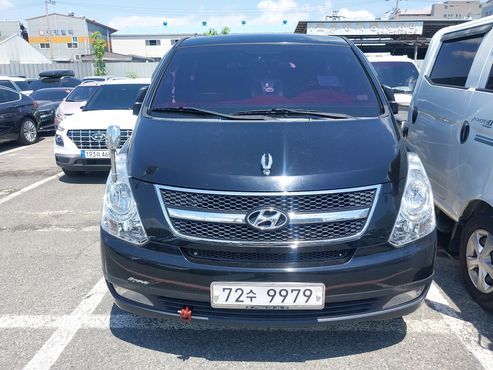 Hyundai Starex 11-Seater Wagon Premium Leisure Pack — пробег 94 977 км — фото 2 из 5