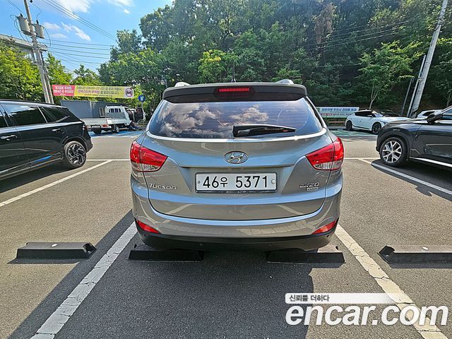 Hyundai Tucson Diesel 2WD LX20 Luxury — пробег 227 724 км — фото 3 из 5