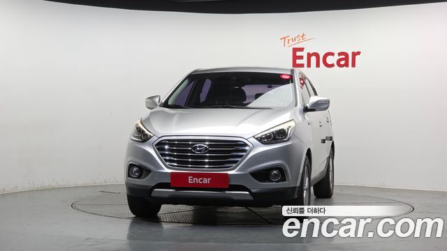 Hyundai Tucson Hydrogen(Fuel Cell) 2WD — пробег 48 763 км — фото 3 из 5