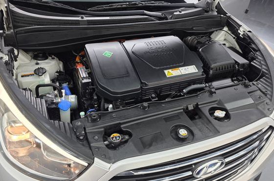 Hyundai Tucson Hydrogen(Fuel Cell) 2WD — пробег 48 763 км — фото 5 из 5