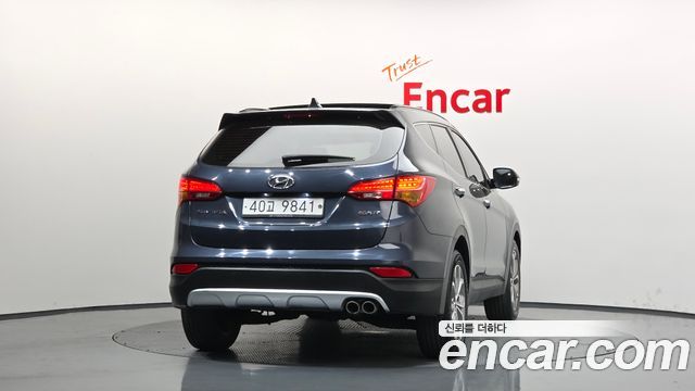 Hyundai Santafe Diesel(e-VGT) 2.0 2WD Exclusive — пробег 169 609 км — фото 4 из 5