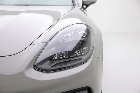 Porsche Panamera 2.9 AWD Platinum Edition — пробег 18 300 км — фото 5 из 5