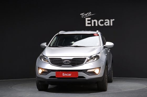 Kia Sportage Diesel 2WD TLX Deluxe — пробег 141 074 км — фото 3 из 5