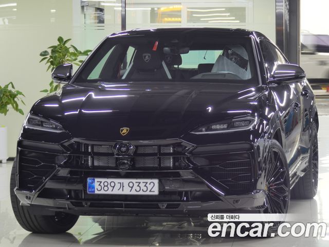 Lamborghini Urus из Кореи Encar