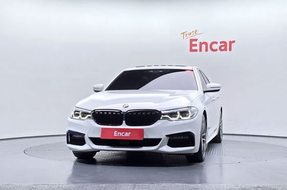 BMW 5-Series 520d M Sport Package Plus — пробег 100 774 км — фото 3 из 5